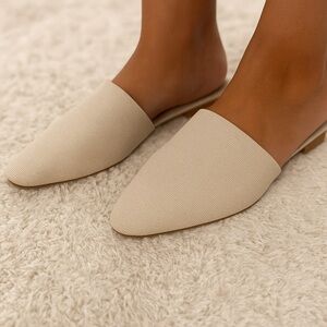 Old Navy Women's Tan Mules